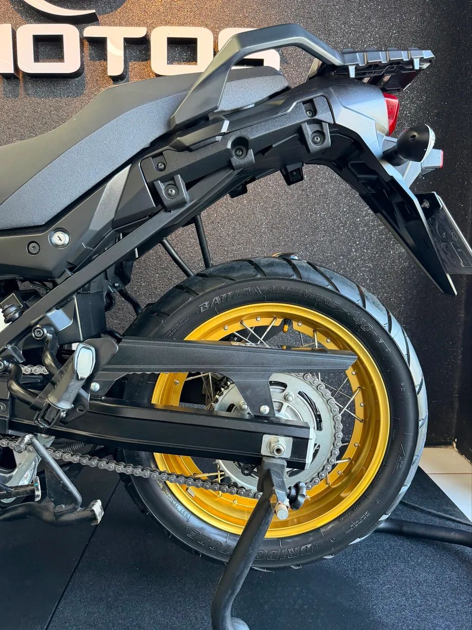 SUZUKI V-STROM - 2027 - Foto 4