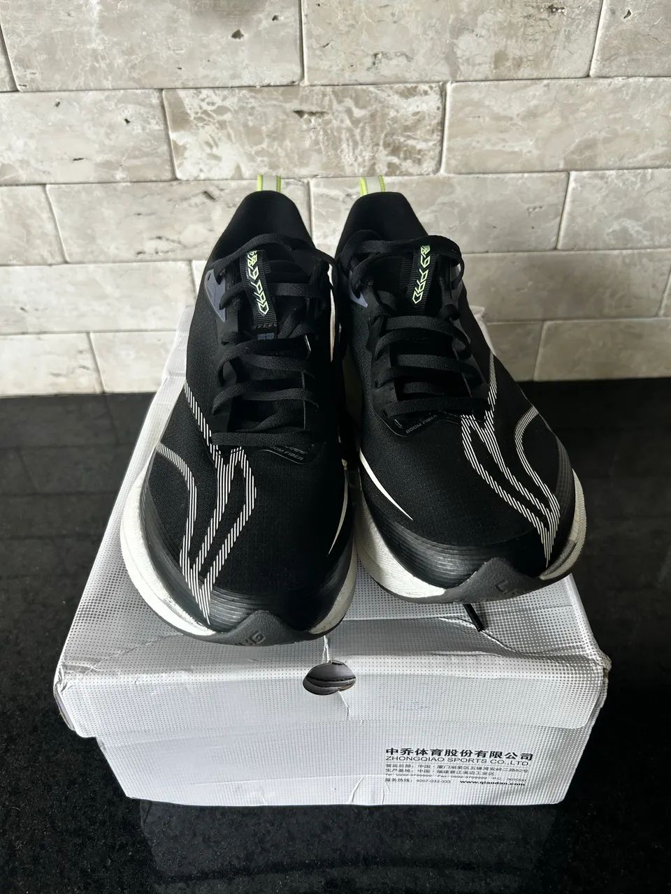 LI-NING RED HARE 9 PRO - TAM 43 - Calçados Esportivos - Caminho