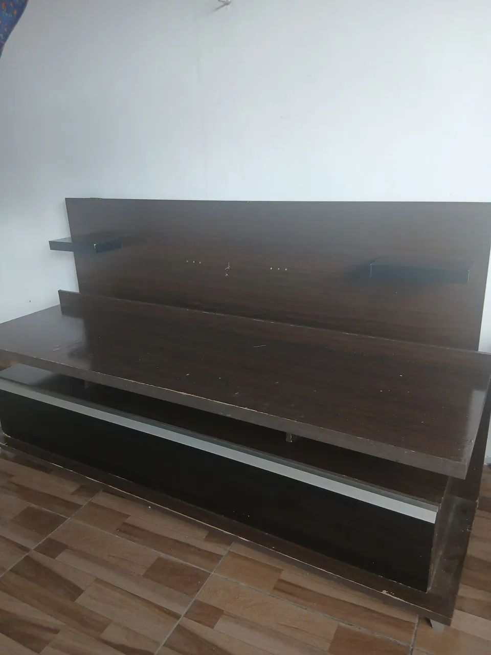 Painel de TV mais a cômoda 