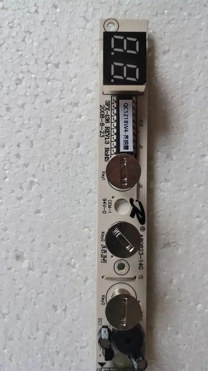 Placa Eletrônica Do Display Adega Midea 17131000012709 127/220v - Foto 3