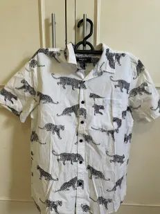 Camisa Forever21 onça pintada