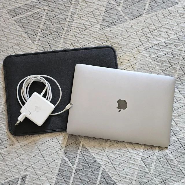 Macbook Pro 13' com Touchbar - Foto 2