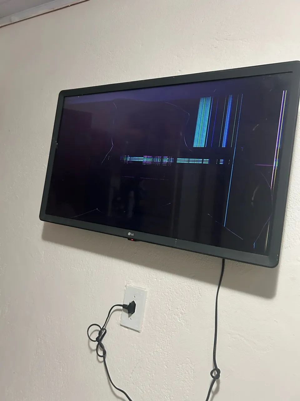 Tv com display danificado 