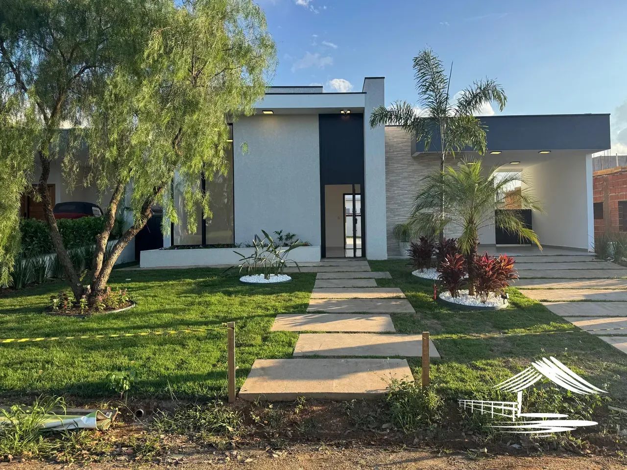 Imóvel moderno e sofisticado no Ninho Verde 1, contendo 3 dormitórios e ampla área de laze - Foto 3