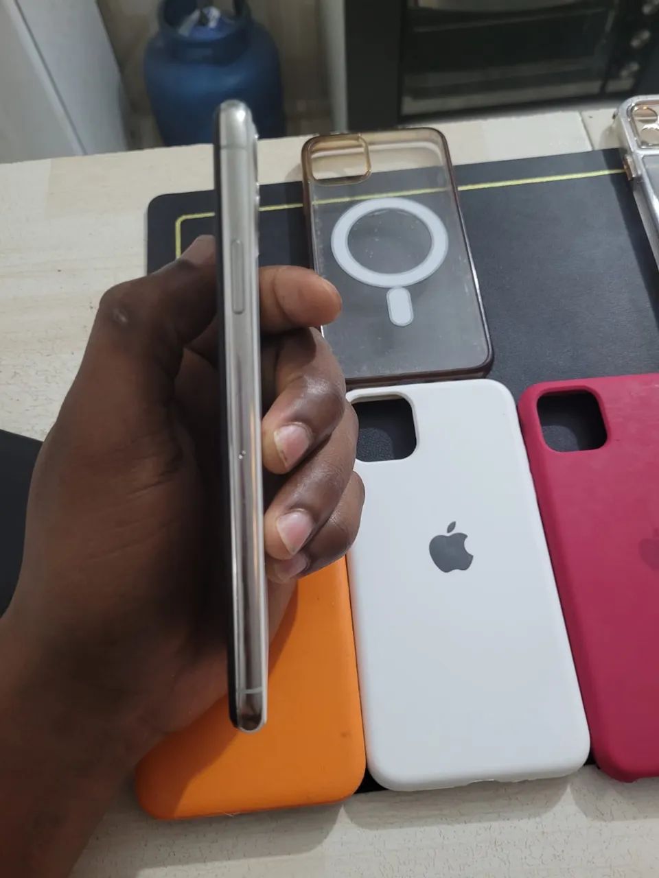 iPhone 11 Pro Max 64 gb  - Foto 2