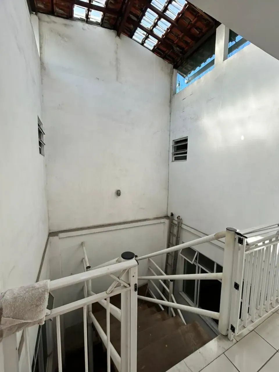 CASA COM 4 QUARTOS EM ENGENHOCA - Foto 5