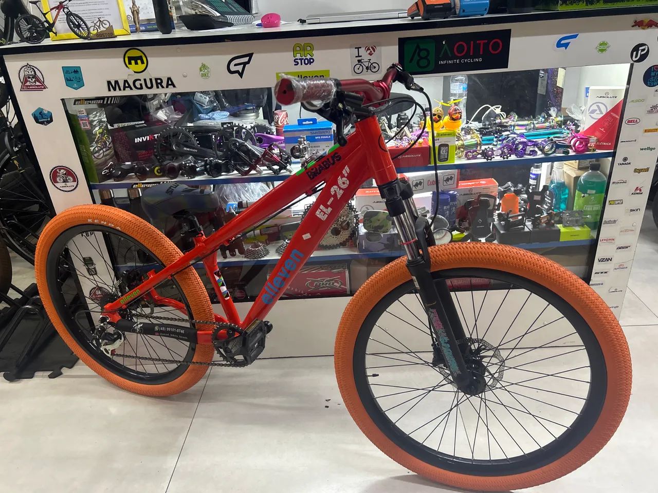 Bicicleta aro 26 com raios de inox