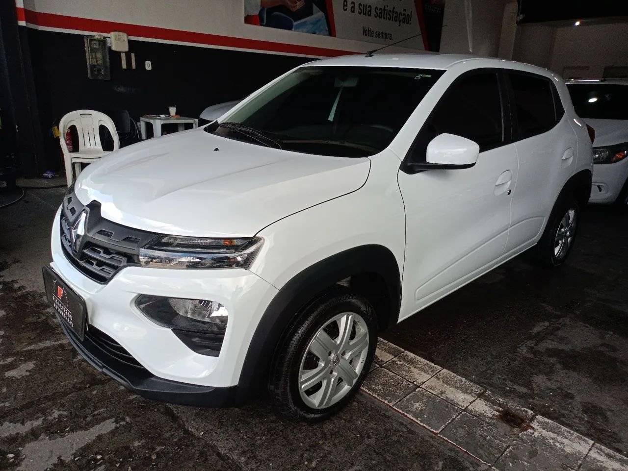 Renault Kwid Zen 1.0 Flex 12V 5P Mec. 2023 - Foto 2