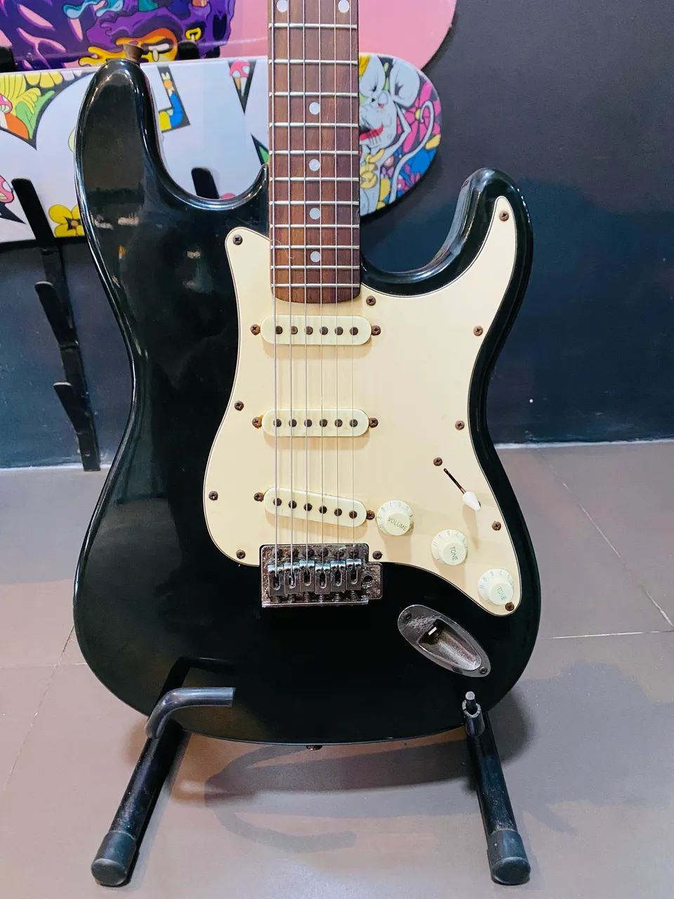 Guitarra StratoCaster Dolphin  - Foto 2