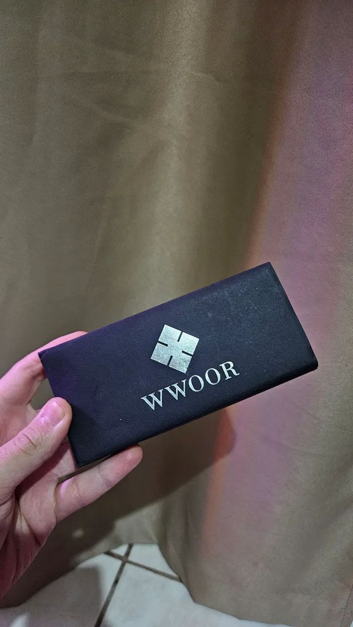 Relógio WWOOR dourado - IMPECÁVEL - Foto 4