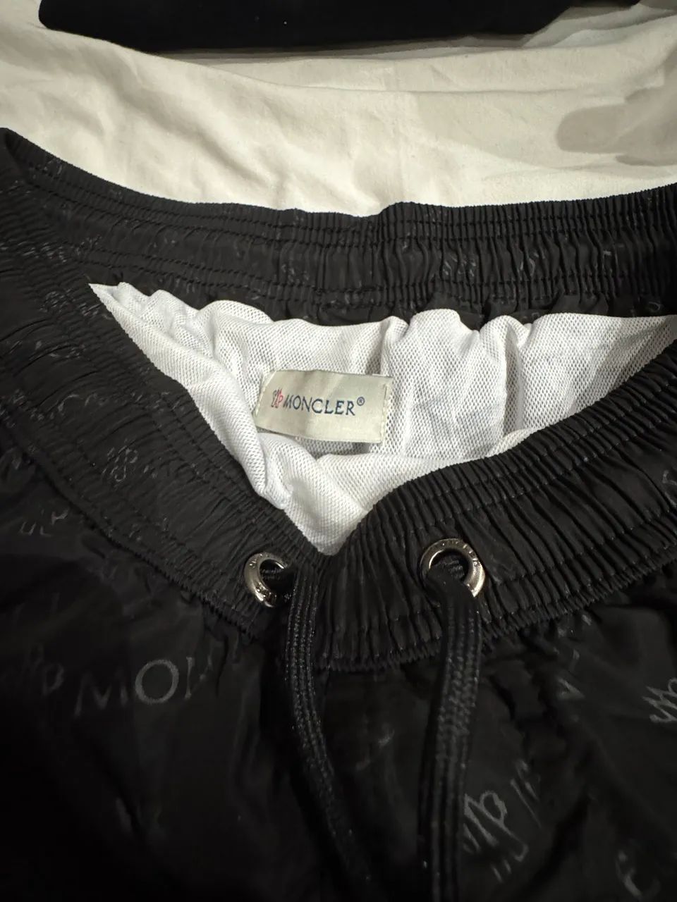 Shorts moncler preto original  - Foto 5
