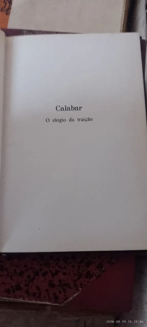 Vende se livros antigos  - Foto 4