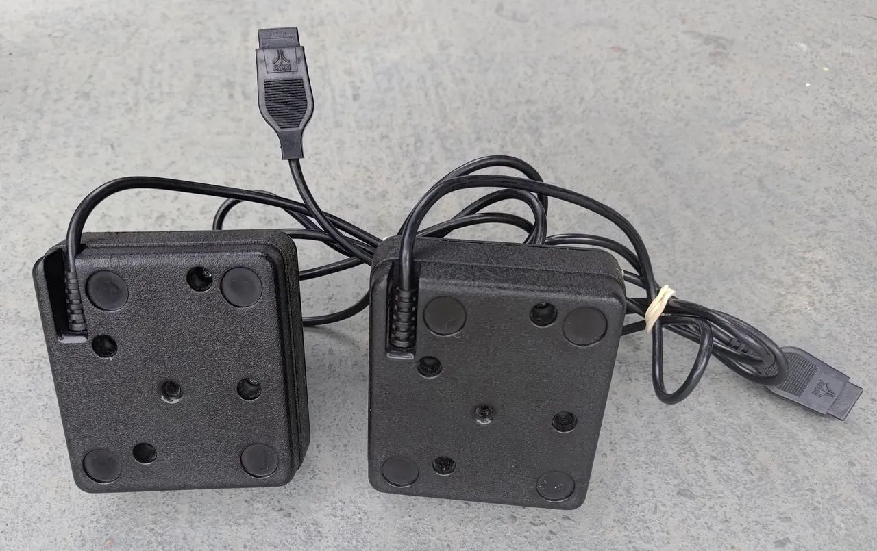 Par controles originais Atari 2600 funcionando perfeitamente  - Foto 3