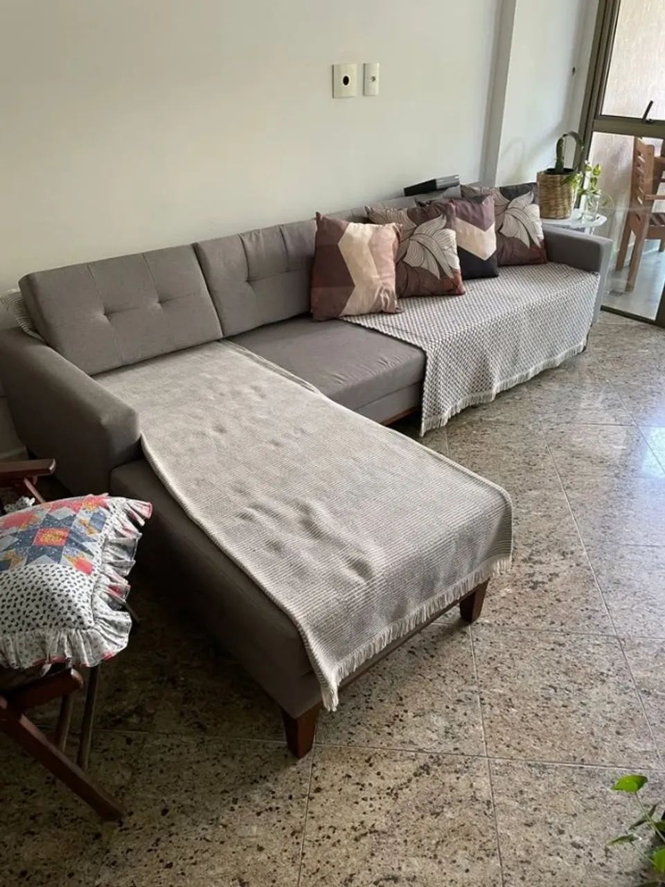 Sofá 4 lugares