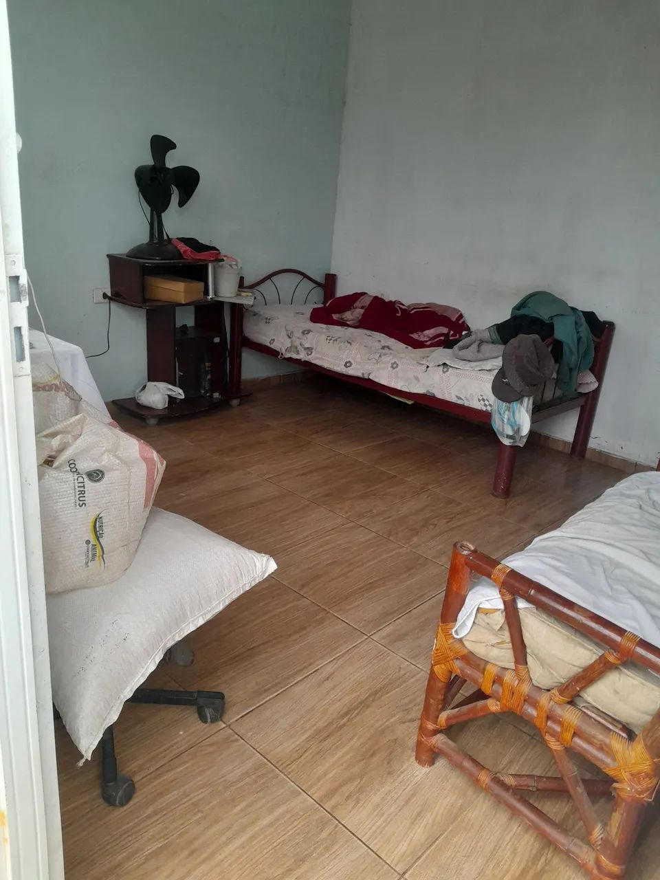 Vende se um hectare  - Foto 2