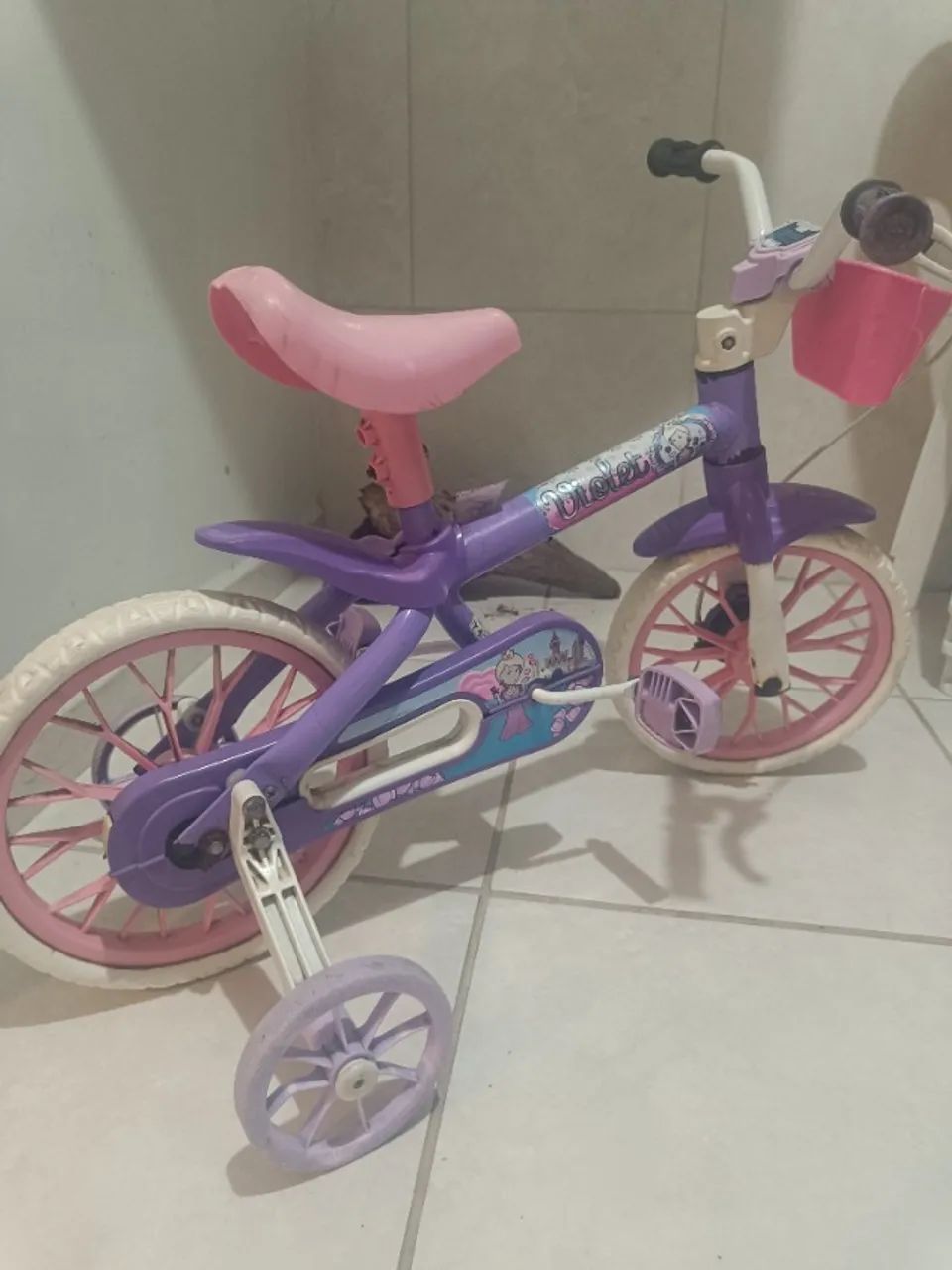 Bicicleta menina