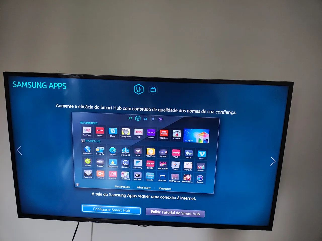 Vendo Tv Samsung smartv led Full Hd 40 polegadas em perfeito estado de conservação 
