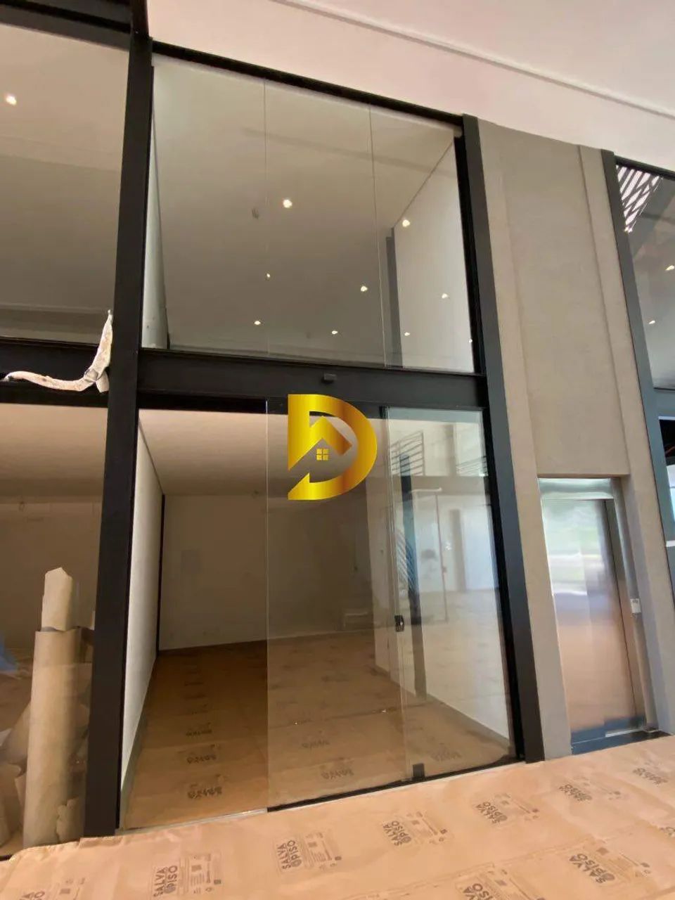 Sala Comercial para Alugar no Centro de Uberaba/MG (22m²)