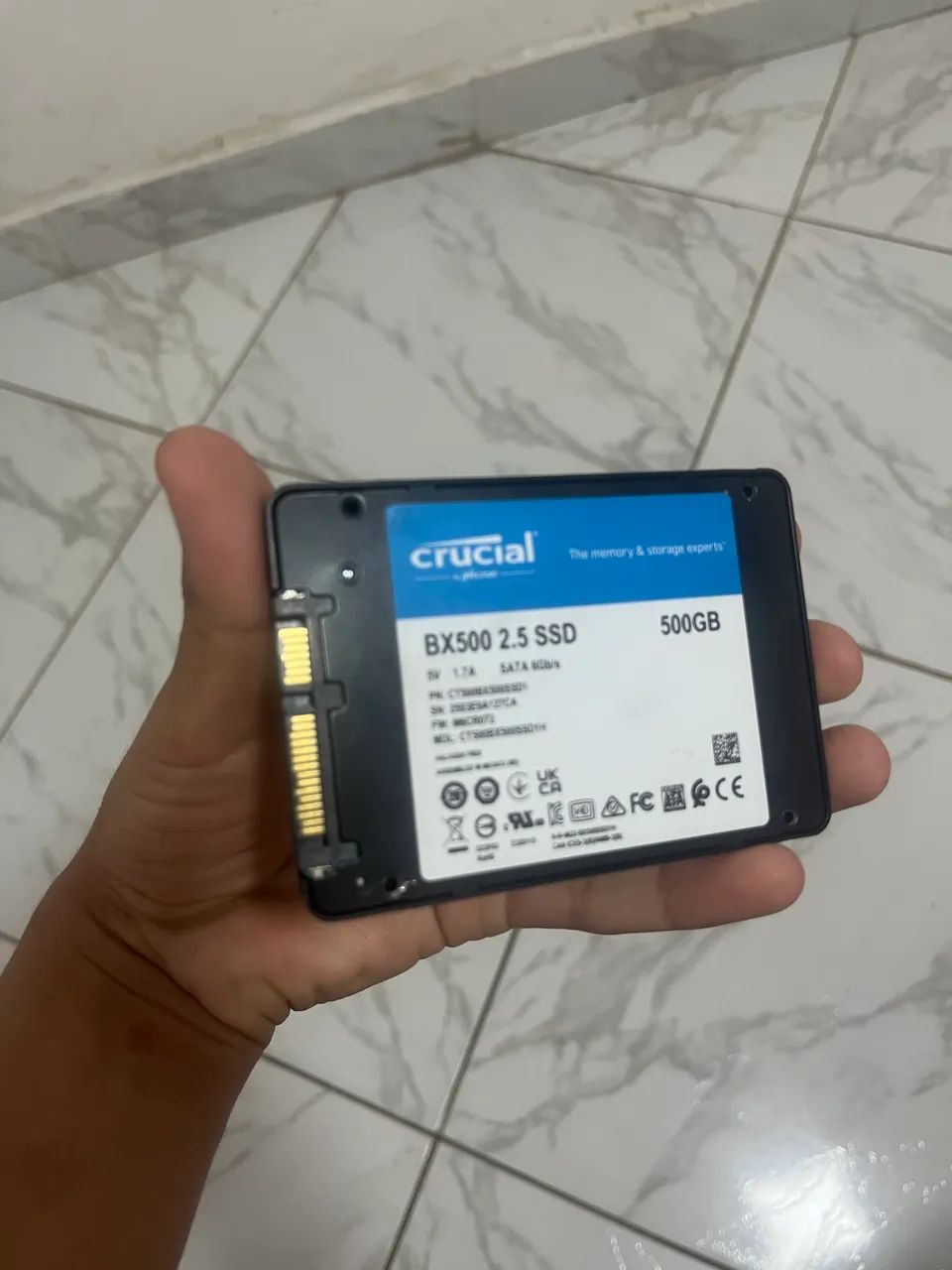 SSD Crucial BX500 de 500GB com formato de 2.5 polegadas e interface SATA 6Gb/s - Foto 3