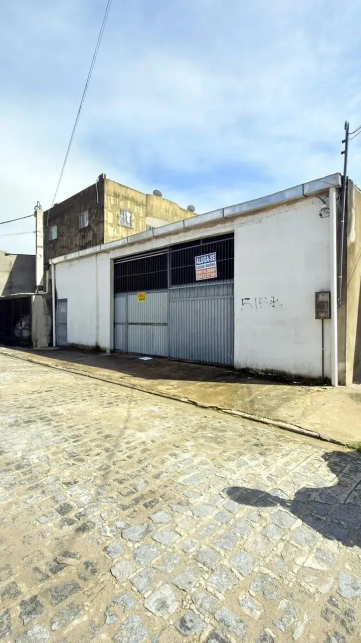 Imóvel para aluguel possui 260 mts² na Caxangá - Recife - PE