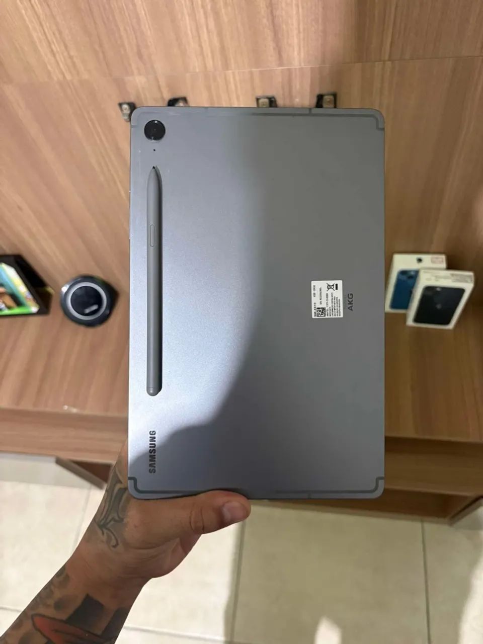 Galaxy Tab S9 FE+ 5G 128GB グレー(Sペンなし) Tablet Samsung Galaxy Tab S9 FE+, 128GB, 8GB RAM - Samsung Brasil