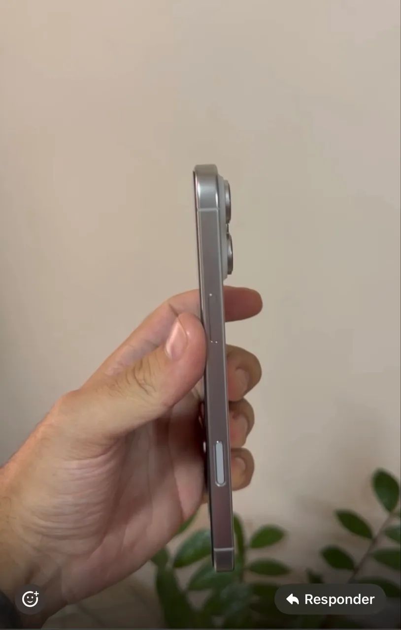 iPhone 16 pro Max 256 - Foto 3