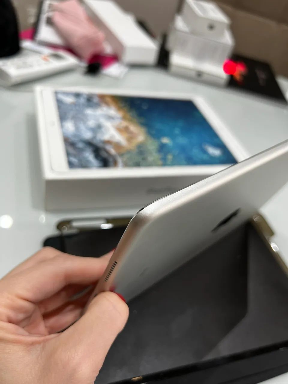 iPad Pro 10.5 256GB Wi-Fi Prata (A1701) + carregador completo e