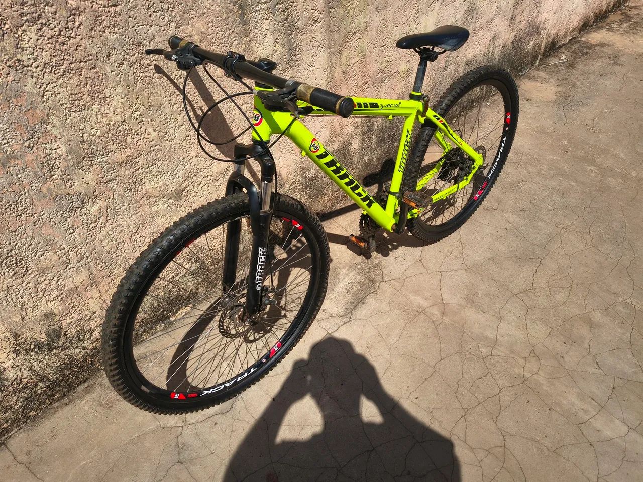 Vendo Bicicleta Aro 29 semi nova bem conservada  - Foto 2