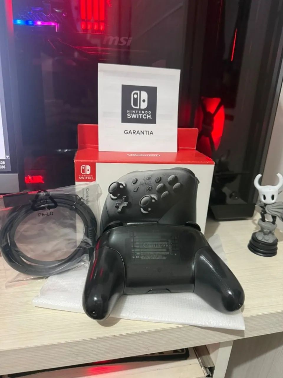 Nintendo Switch Pro Controller Sem Fio Seminovo  - Foto 4