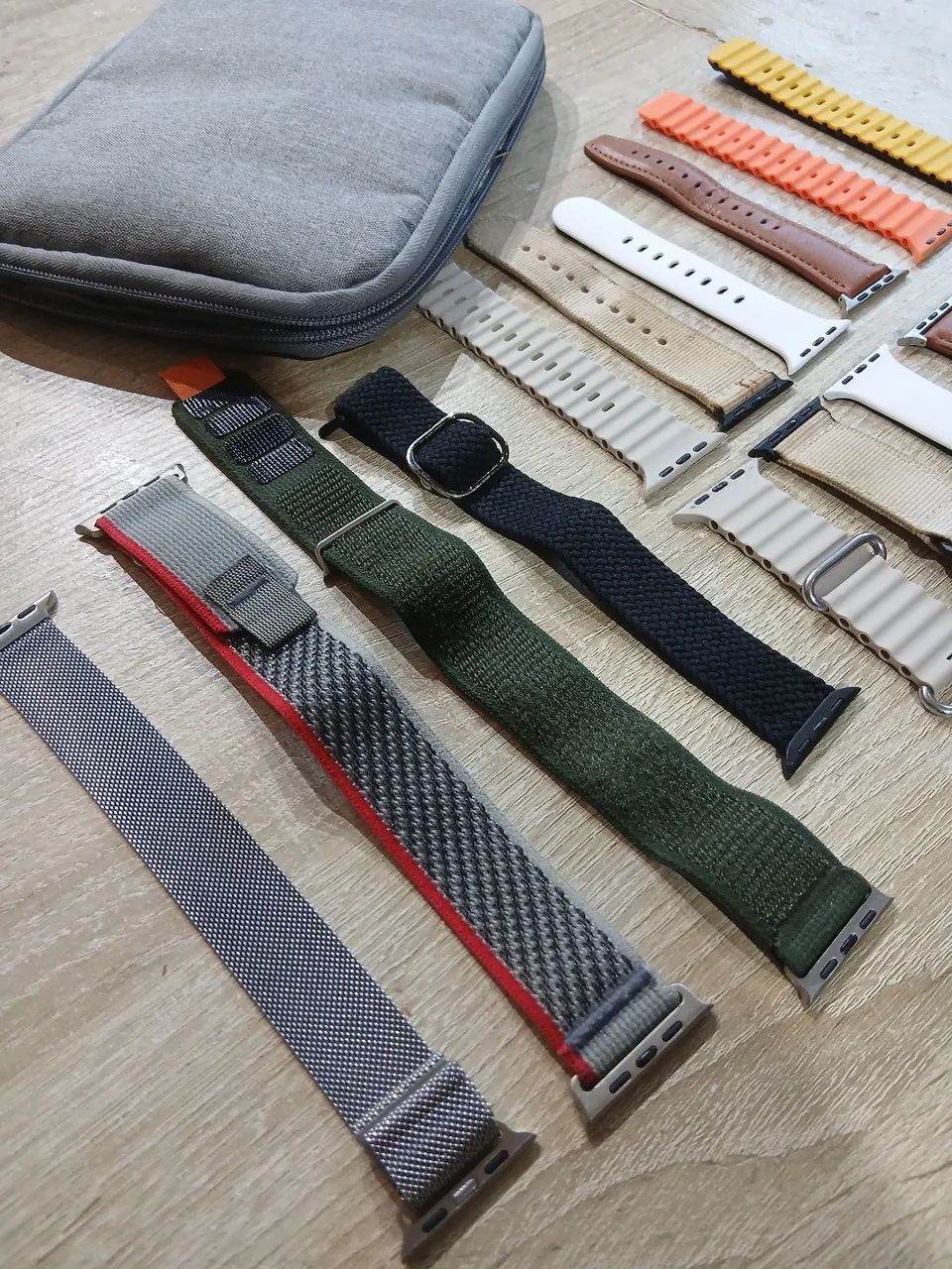 Kit Pulseiras Apple Watch c/ Carregador e Case  - Foto 3