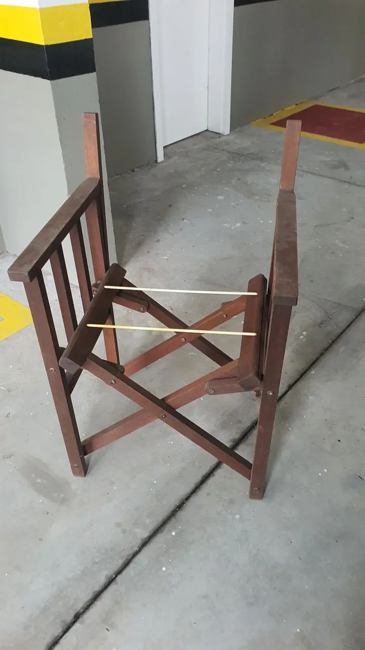 Estrutura de cadeira tipo diretor em ótimo estado! - Foto 2