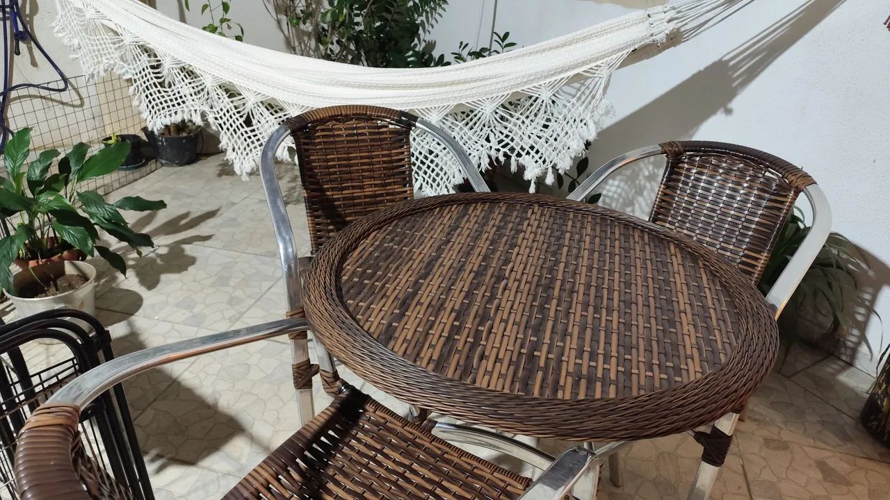 Mesa com 4 cadeiras (área externa) - Foto 4