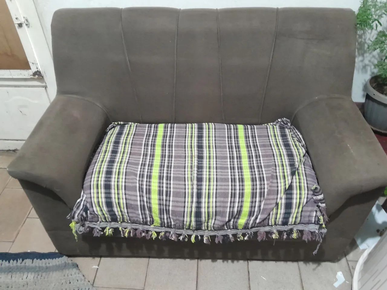 Vende sofá para retirar hoje - Foto 2