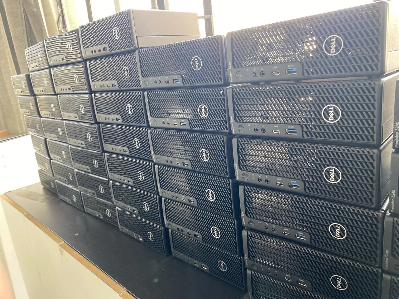 Minidesk Dell precision 3420 i5 10gen 8GB 256 