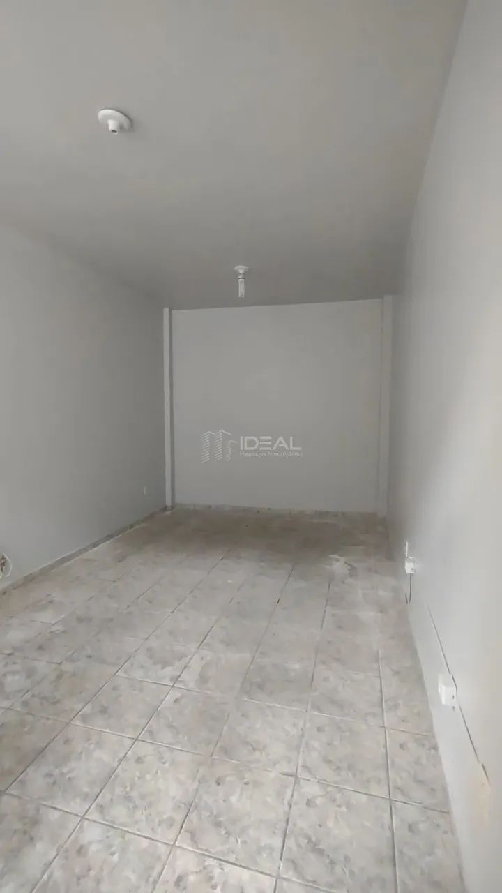 Sala Comercial em Centro - Campos dos Goytacazes, RJ