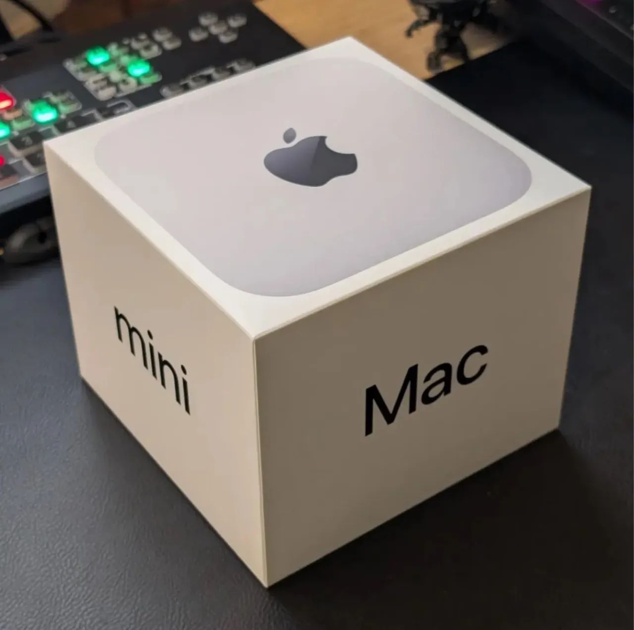 Oportunidade Mac Mini M4 lacrado 