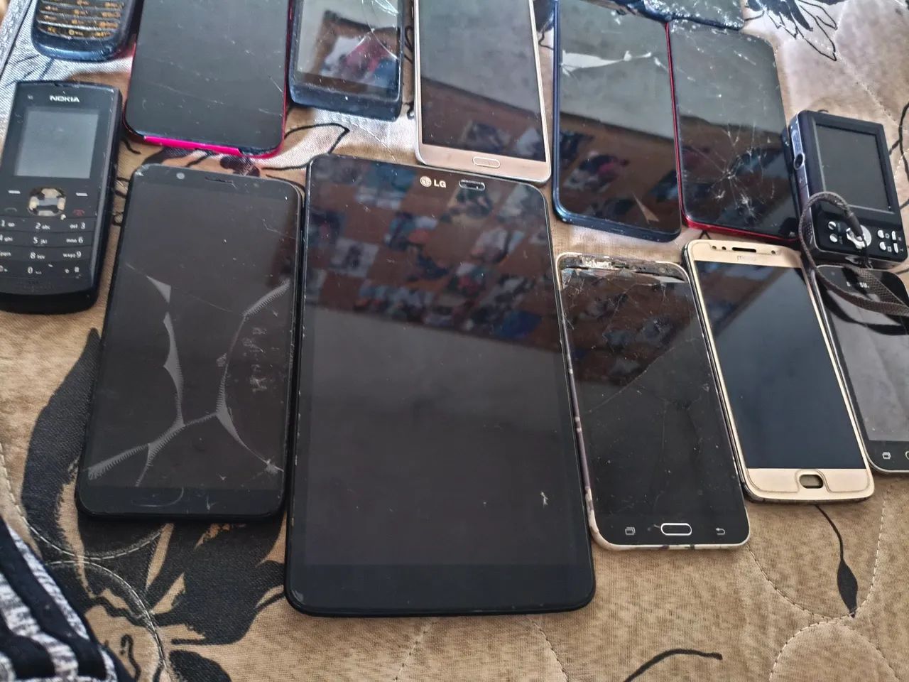 Vários celulares tirar peças  - Foto 3