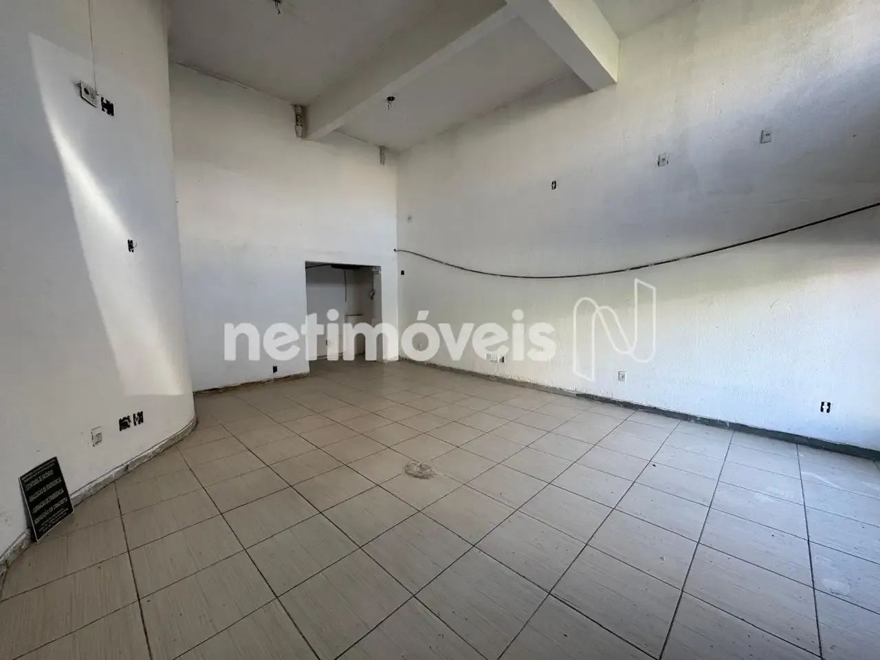 LOJA COM APROXIMADAMENTE 42m²; À VENDA NO NOVA SUIÇA - Foto 5