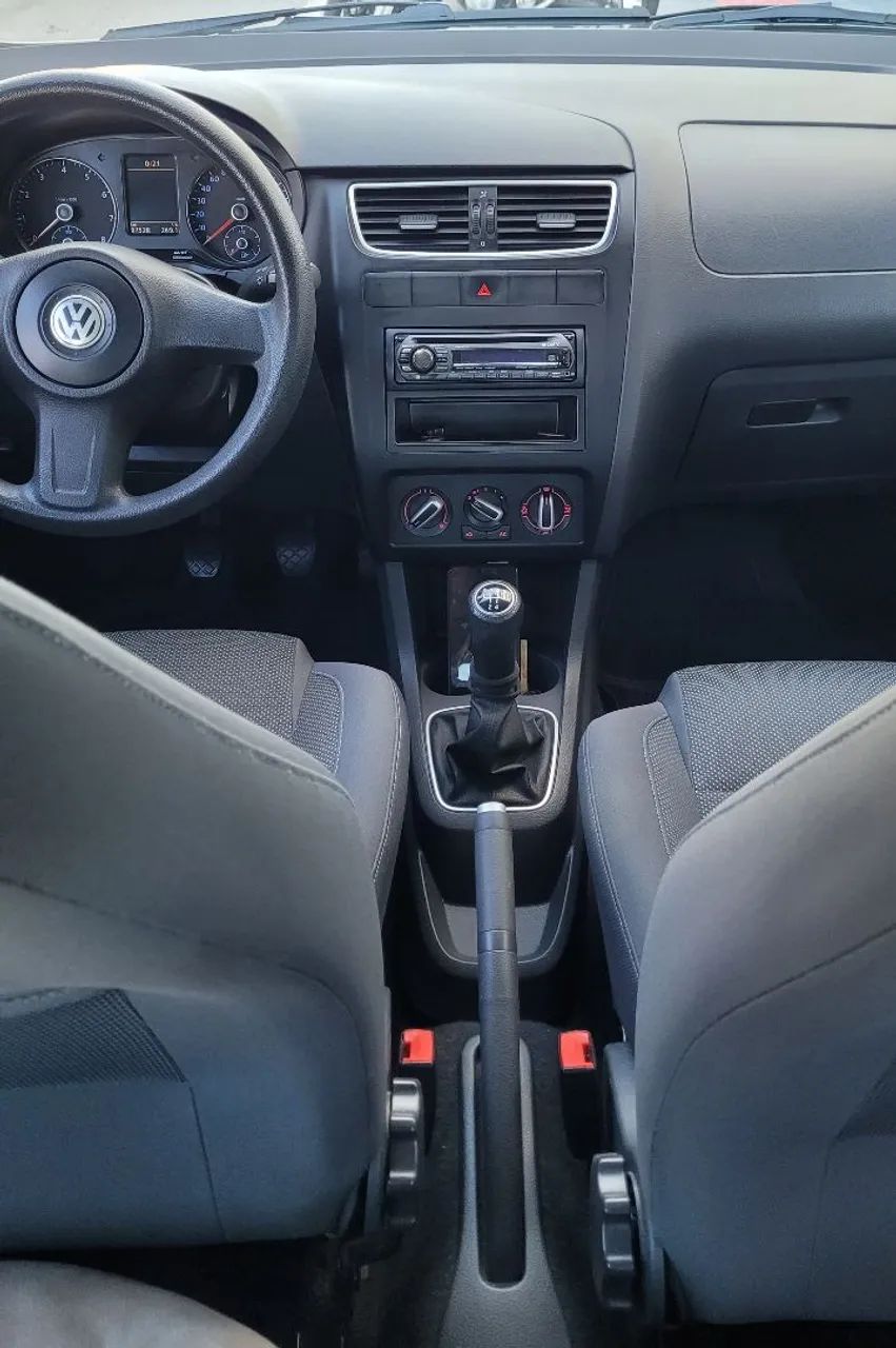 Volkswagen Fox 1.6 MI Total Flex 8V 5P 2011 - Foto 3