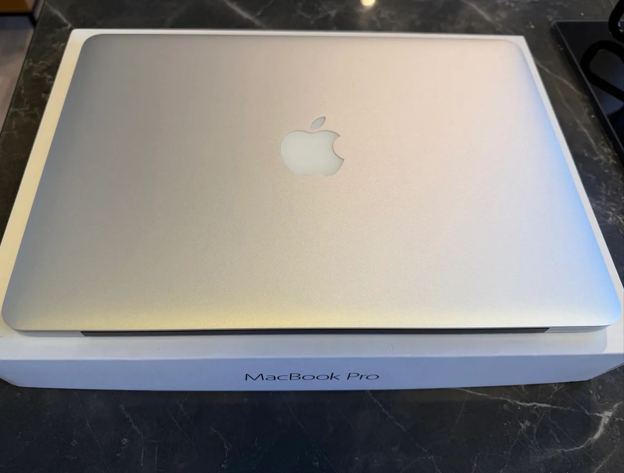 MACBOOK PRO 13インチ Retina Early2015 Amazon.co.jp: 【整備済み品】Apple MacBook Pro Retina Early 2015(13