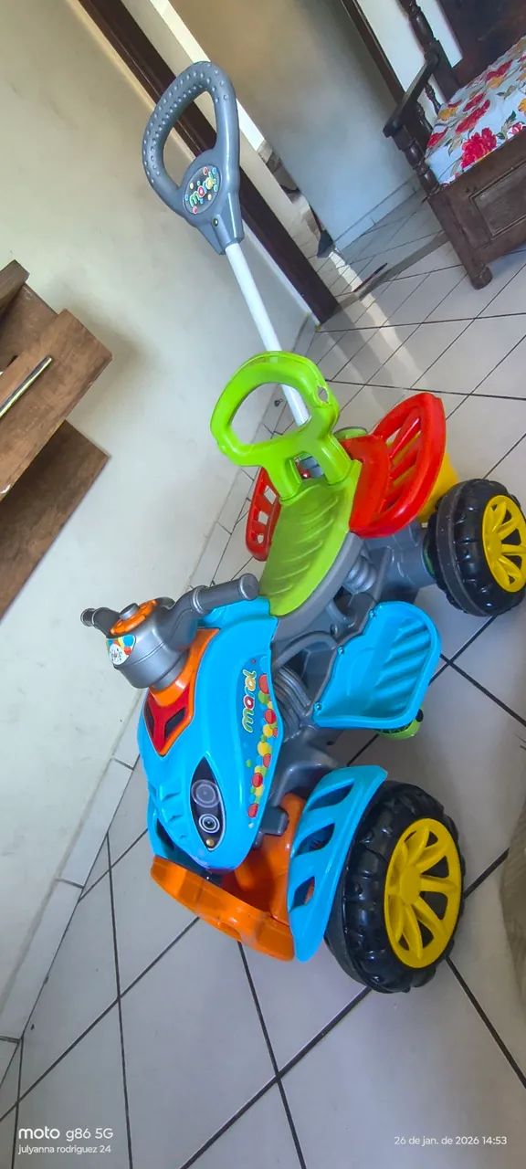 Quadriciclo infantil motoca 