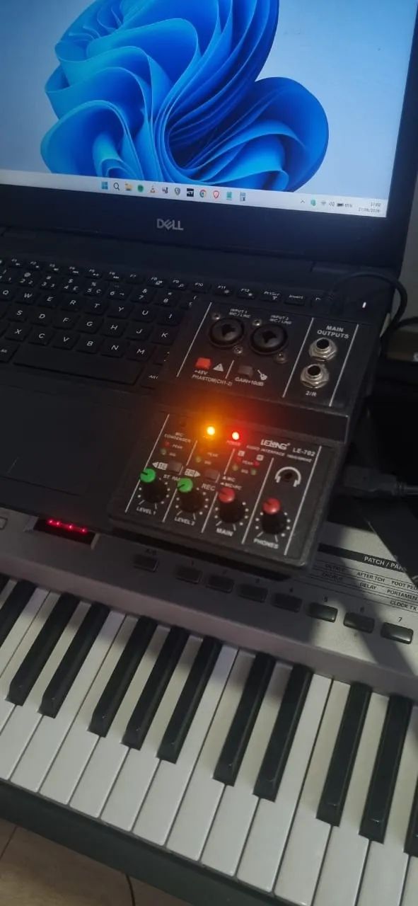 Mesa de Som com Interface 16bits/48Khz LeLong (TEYUM) - Foto 2