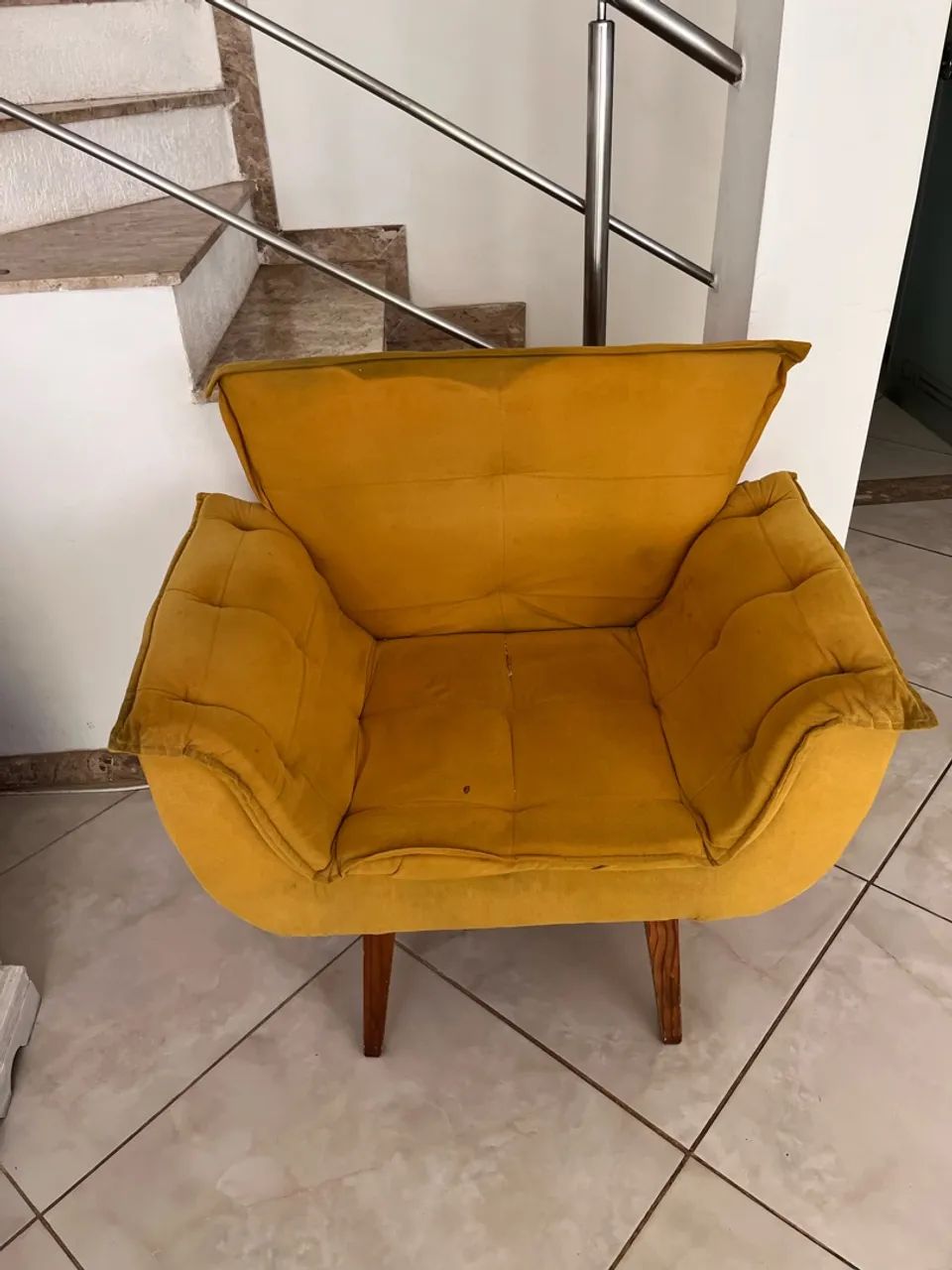 Poltrona amarela