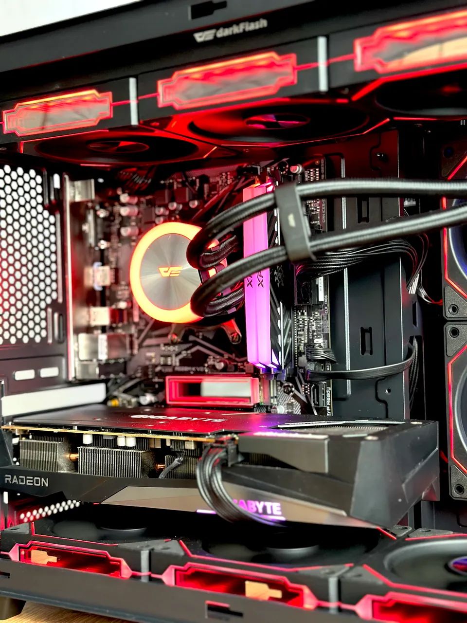 PC GAMER RYZEN 5 + RX 7600 - Foto 3