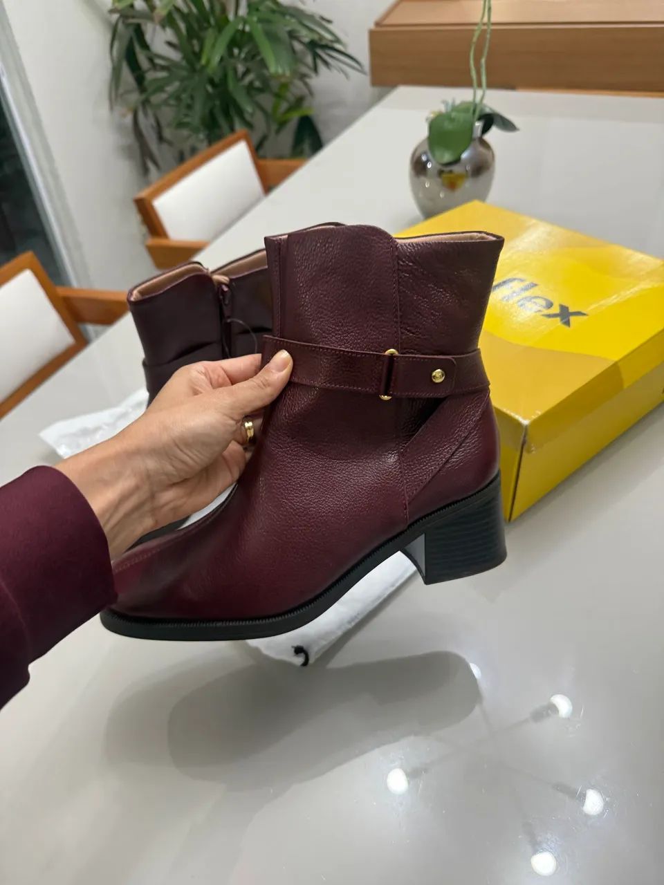 Bota Usaflex Vinho - Nova - Foto 4