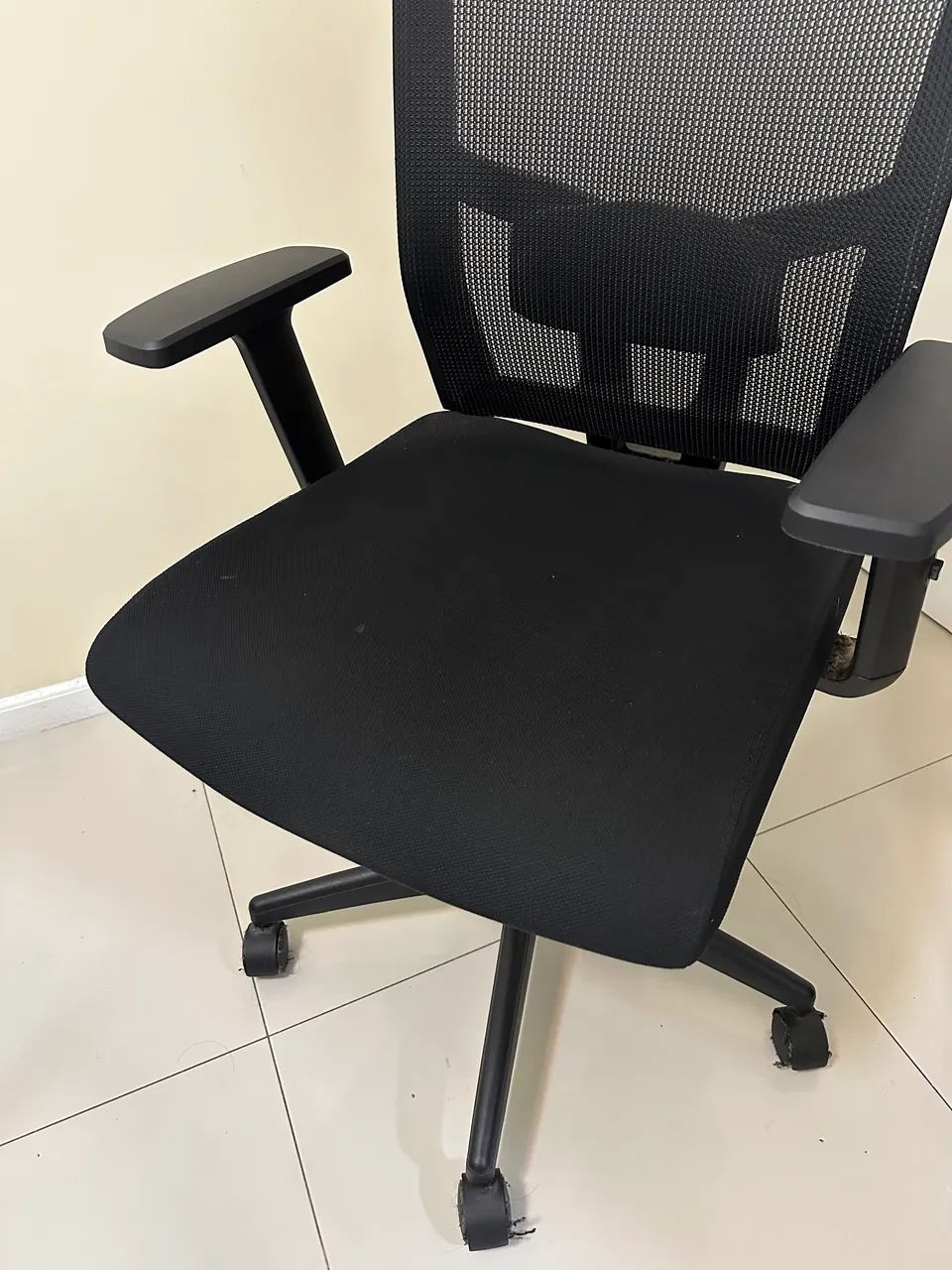 Cadeira Escritório Ergonômica com Apoio Lombar - Foto 4
