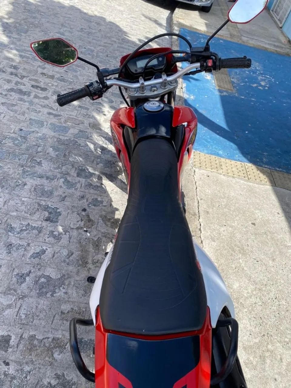 Lander 250  - Foto 2