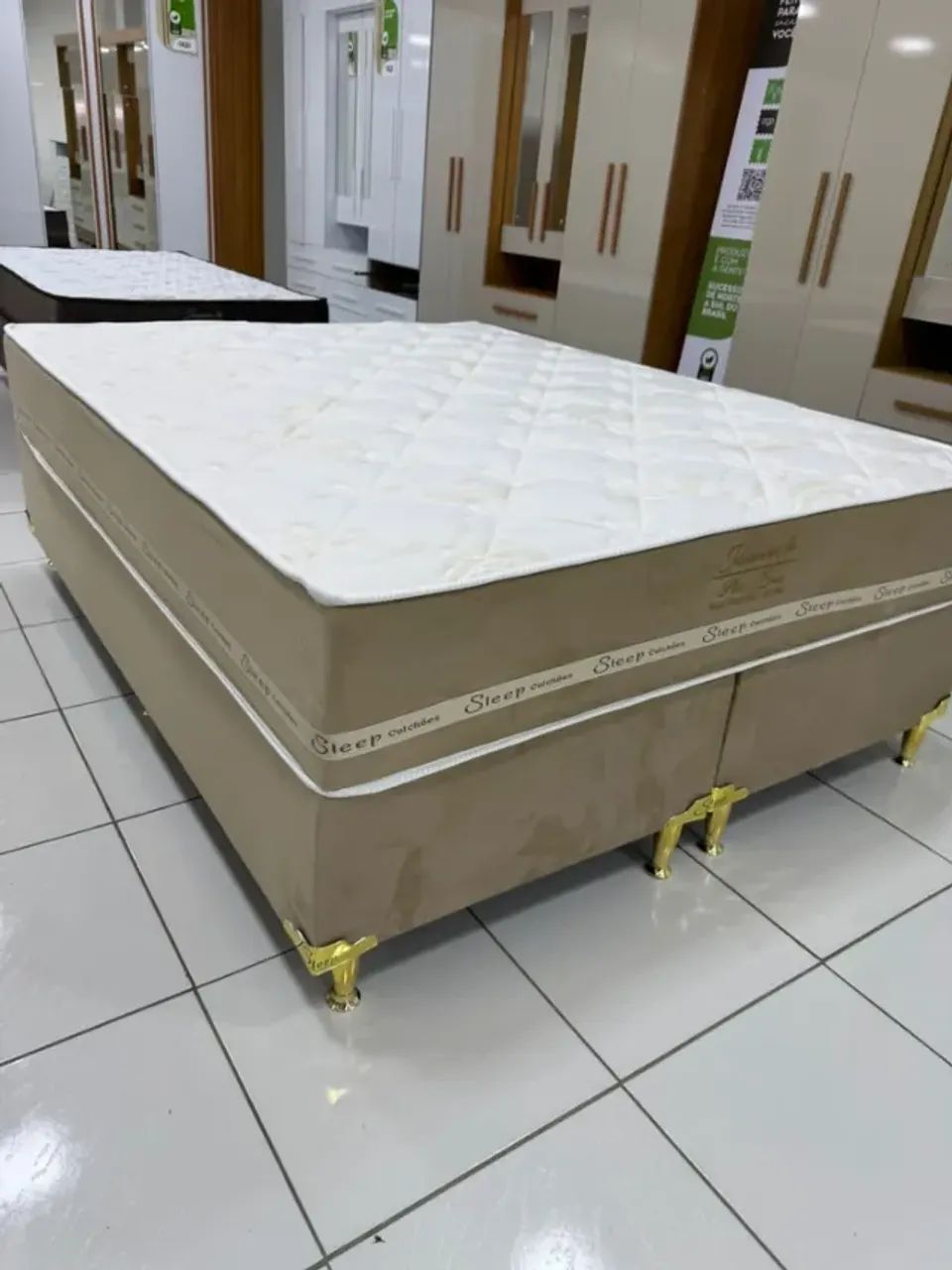 Cama Box Queen Jasmin Plus (base + colchão) com molas ensacadas individual. - Foto 3