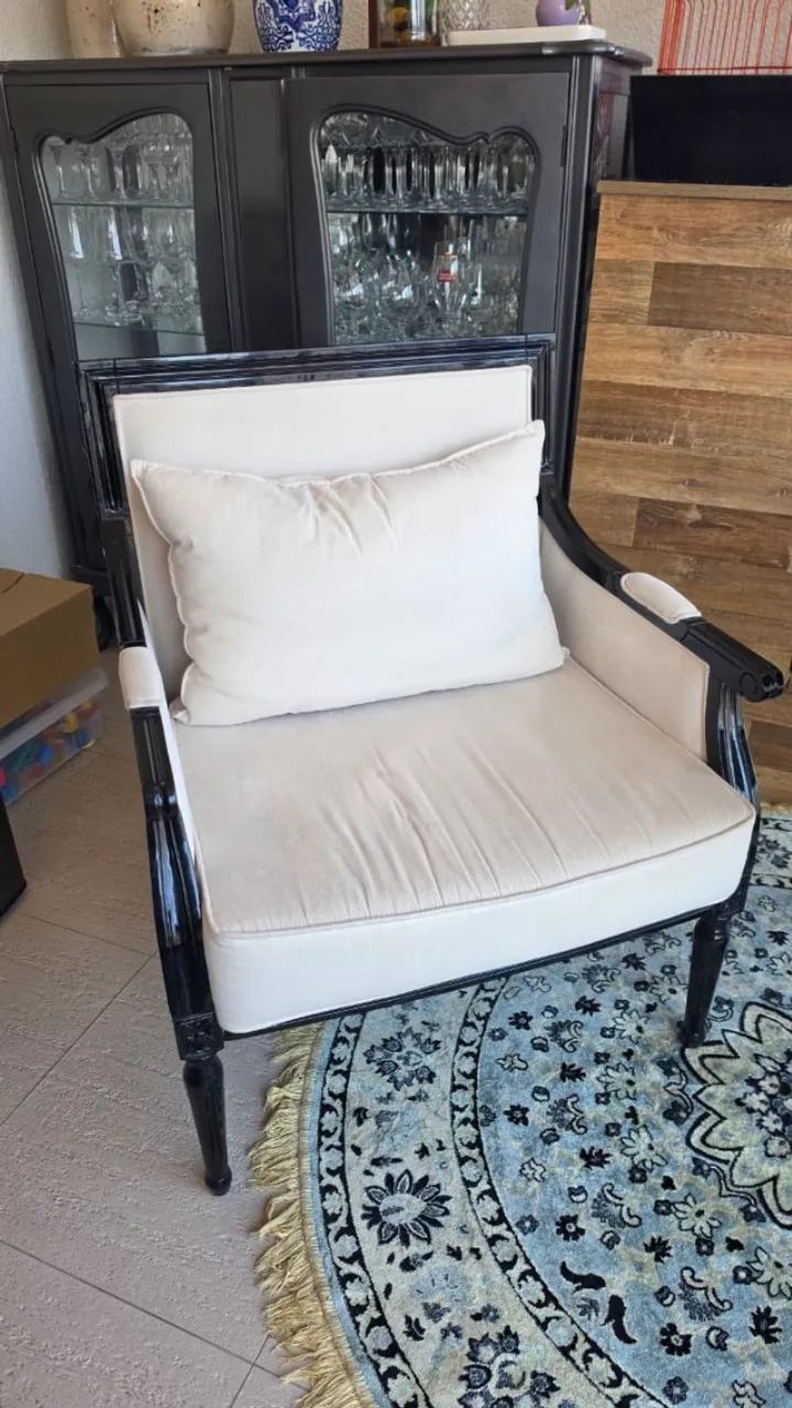 Poltrona Laqueada estilo Luis XV