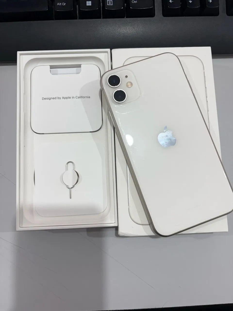 iPhone 11 64GB Branco - Todo original e funcionando perfeitamente - Foto 2